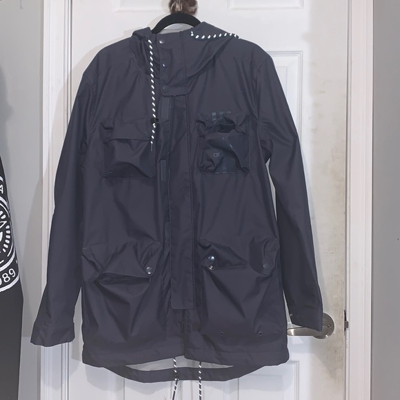 JACKET - Picture 1 of 5